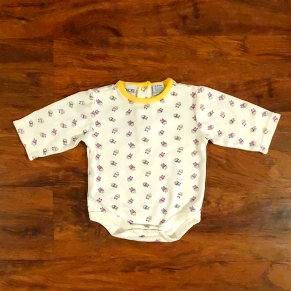 Long Sleeve Bodysuit Lot 3-6M - Picture 3 of 4